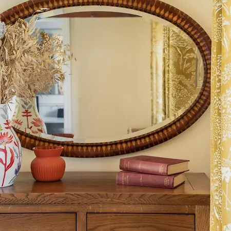 Yew Tree: Historic Georgian Farmhouse, * Ellonby