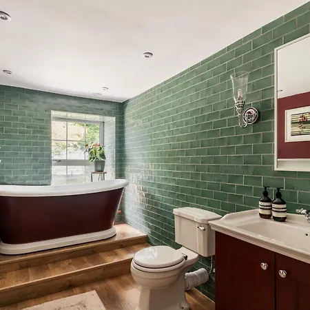 Yew Tree: Historic Georgian Farmhouse, Casa de Férias Ellonby
