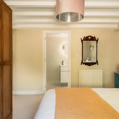 Yew Tree: Historic Georgian Farmhouse, Casa de Férias