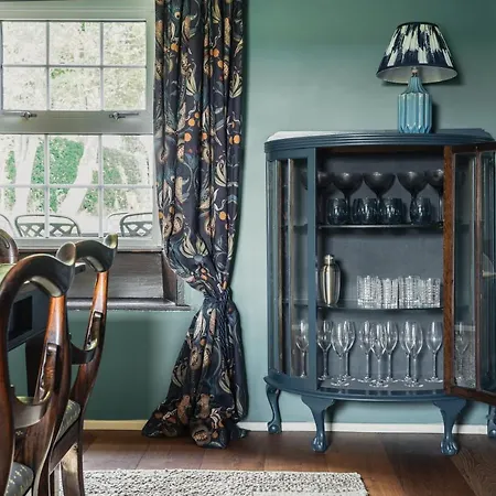 Yew Tree: Historic Georgian Farmhouse, *