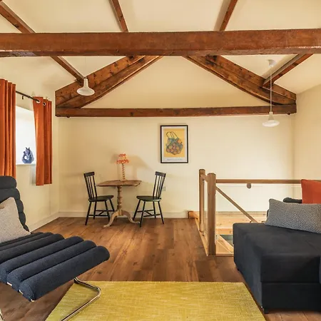 Yew Tree: Historic Georgian Farmhouse, Feriehus Ellonby